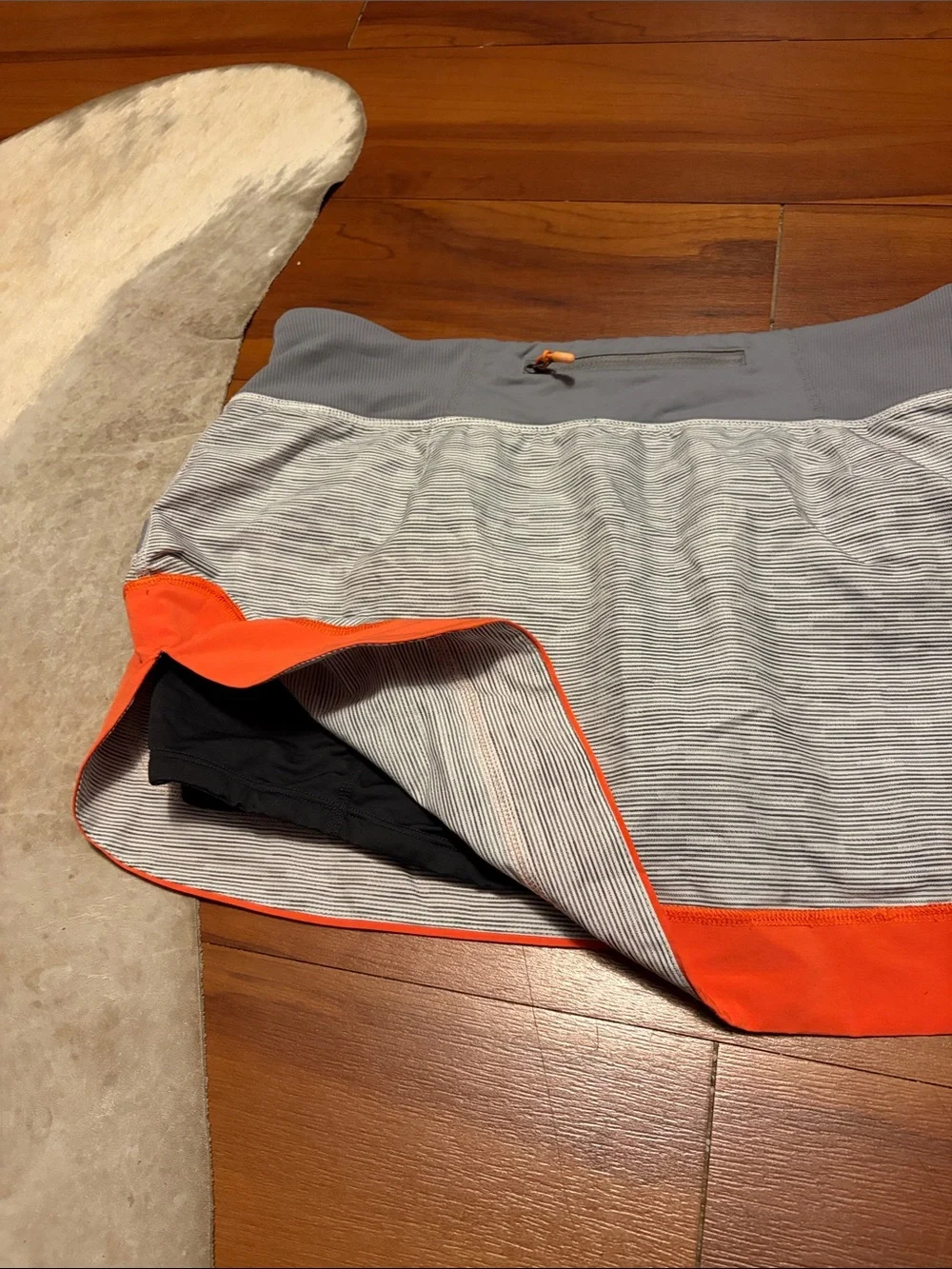 lululemon athletica Orange, White & Gray Striped Skorts Skirt Sz 8